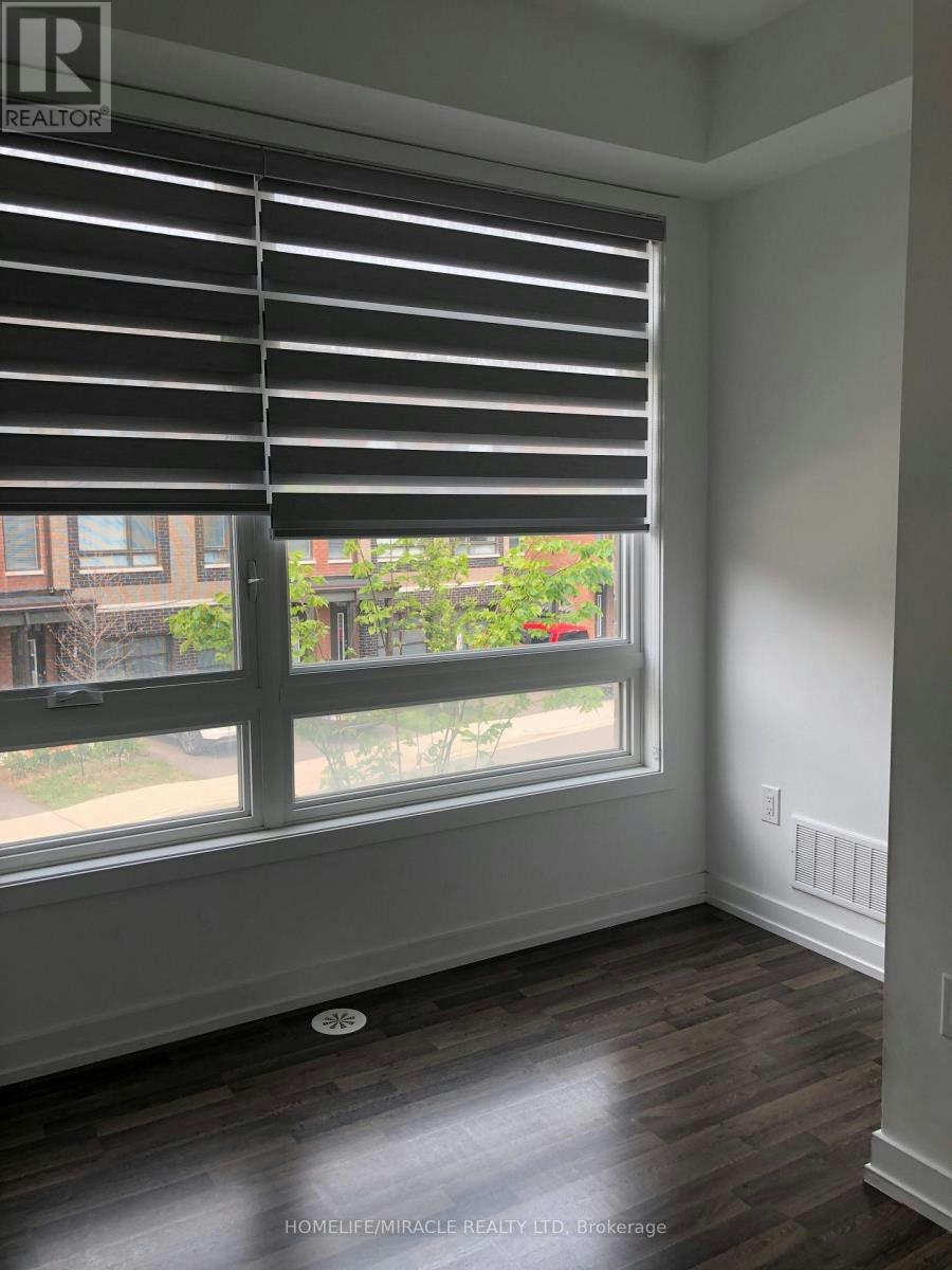 22 Bluenose Street, Vaughan, ON, L4L 0L7 - 5