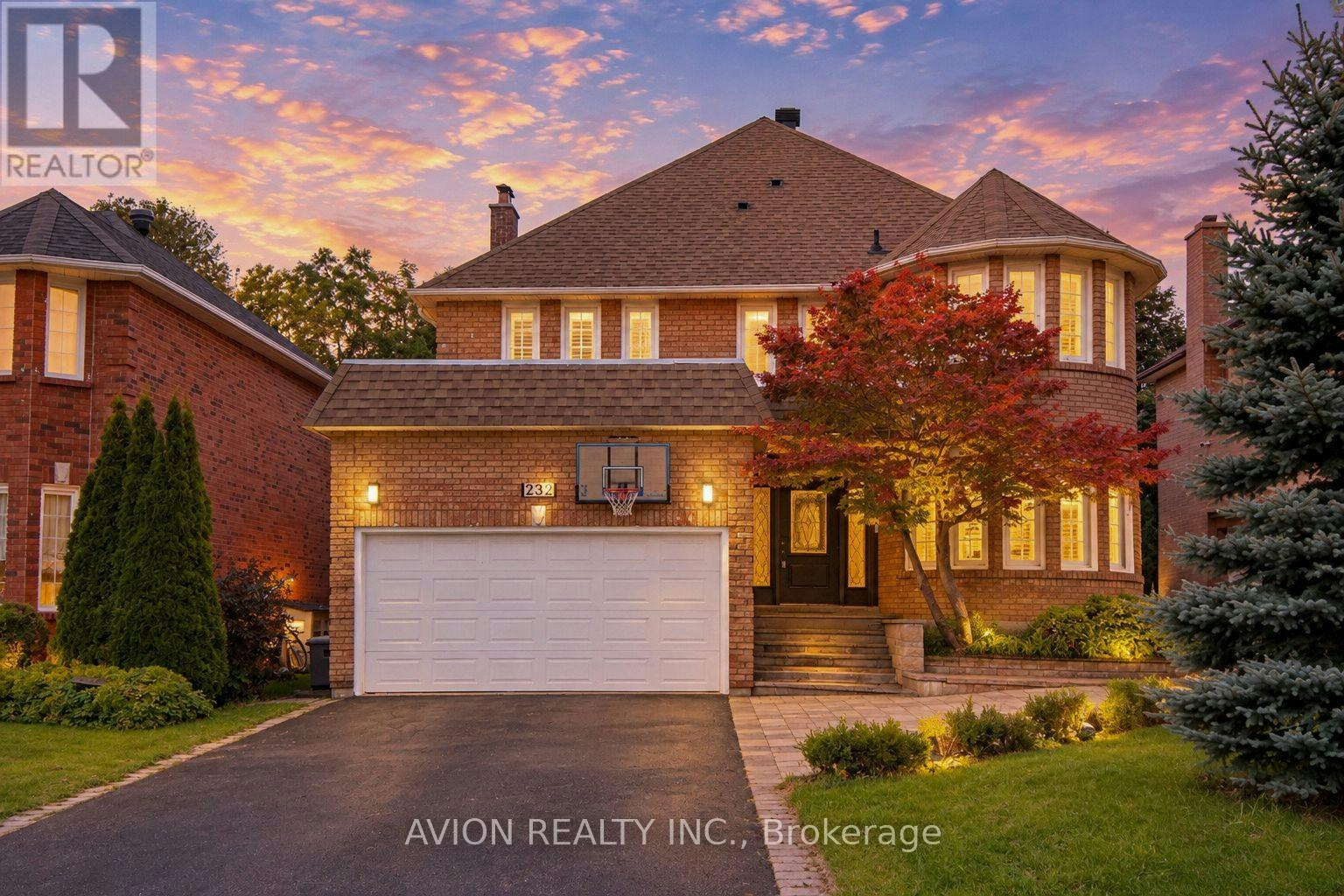 232 Green Lane, Markham, ON, L3T 7H7