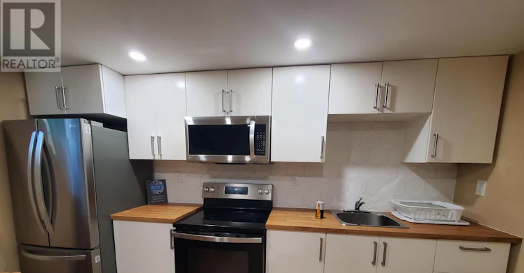 1-6 Earldown Drive, Toronto, ON, M9R 2L3 - 2