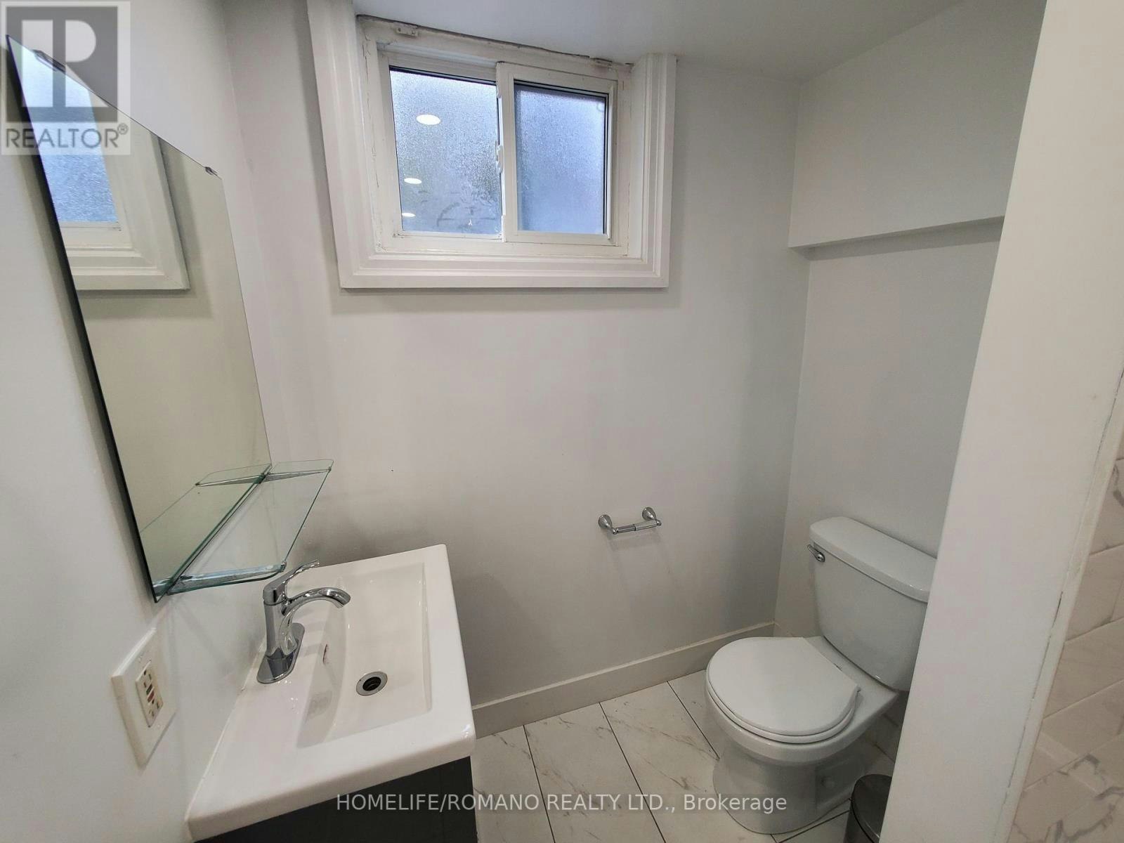 1-6 Earldown Drive, Toronto, ON, M9R 2L3 - 5