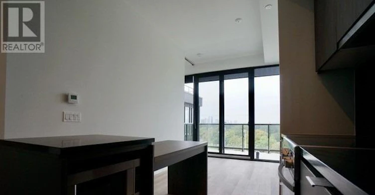 802-7 Smith Crescent, Toronto, ON, M8Z 0G3