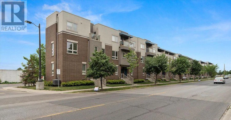 4-94 Caledonia Park Road, Toronto, ON, M6H 0B1