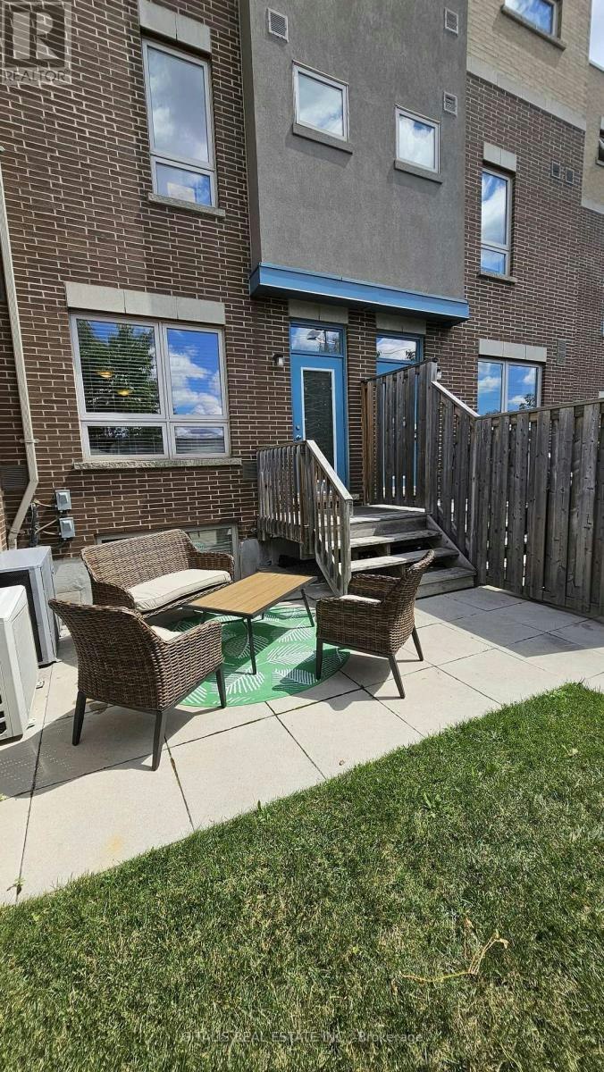 4-94 Caledonia Park Road, Toronto, ON, M6H 0B1 - 18