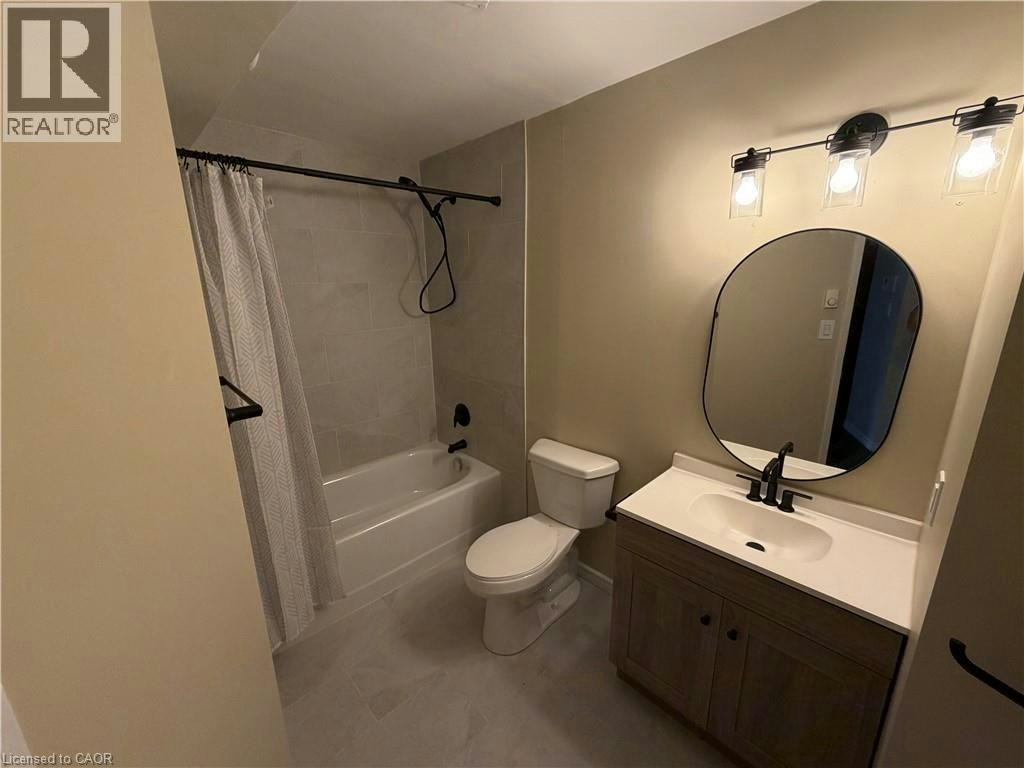 H-416 Lancaster Street W, Kitchener, ON, N2H 4V9 - 4