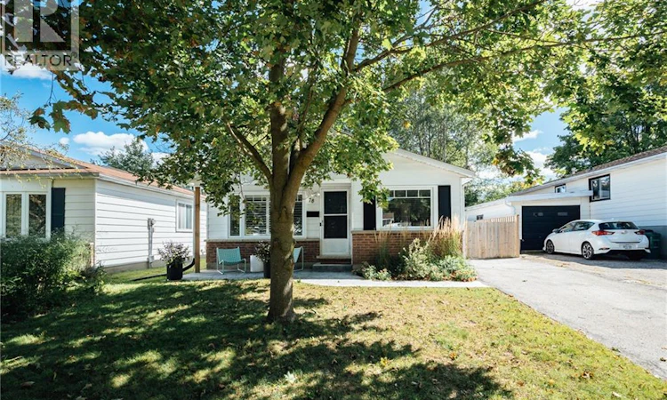 78 Helene Crescent