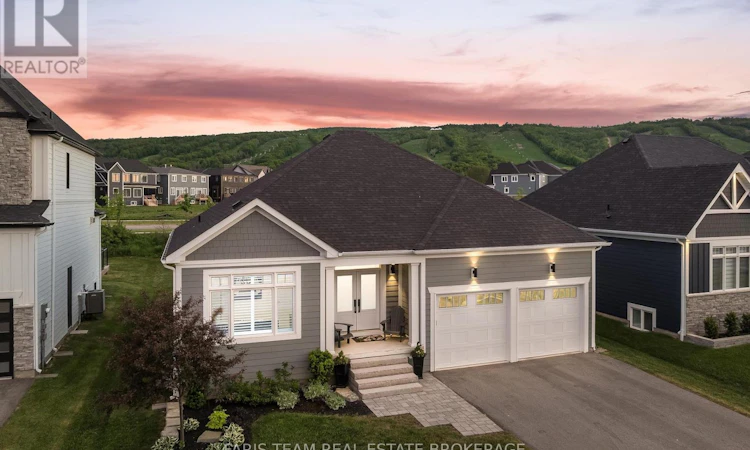 107 Stillwater Crescent