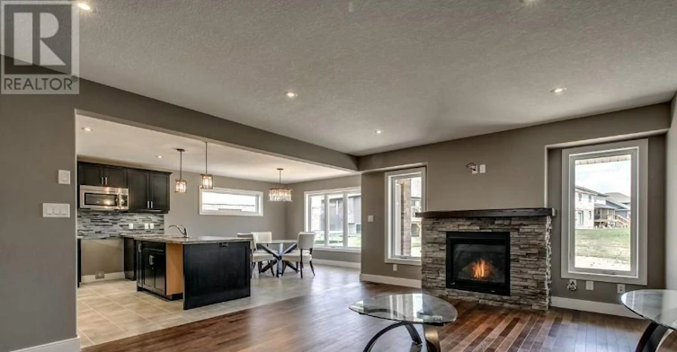 720 Halifax Road, Woodstock, ON, N4T 0E9 - 2