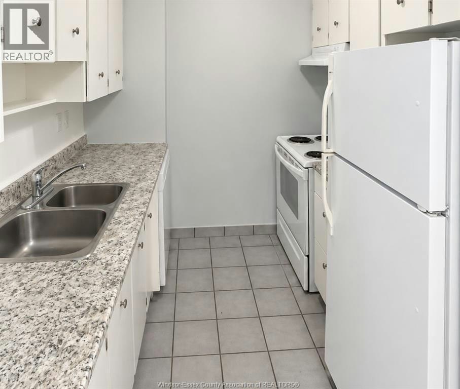 6263 Thornberry Crescent, Windsor, ON, N8T 3A3 - 5
