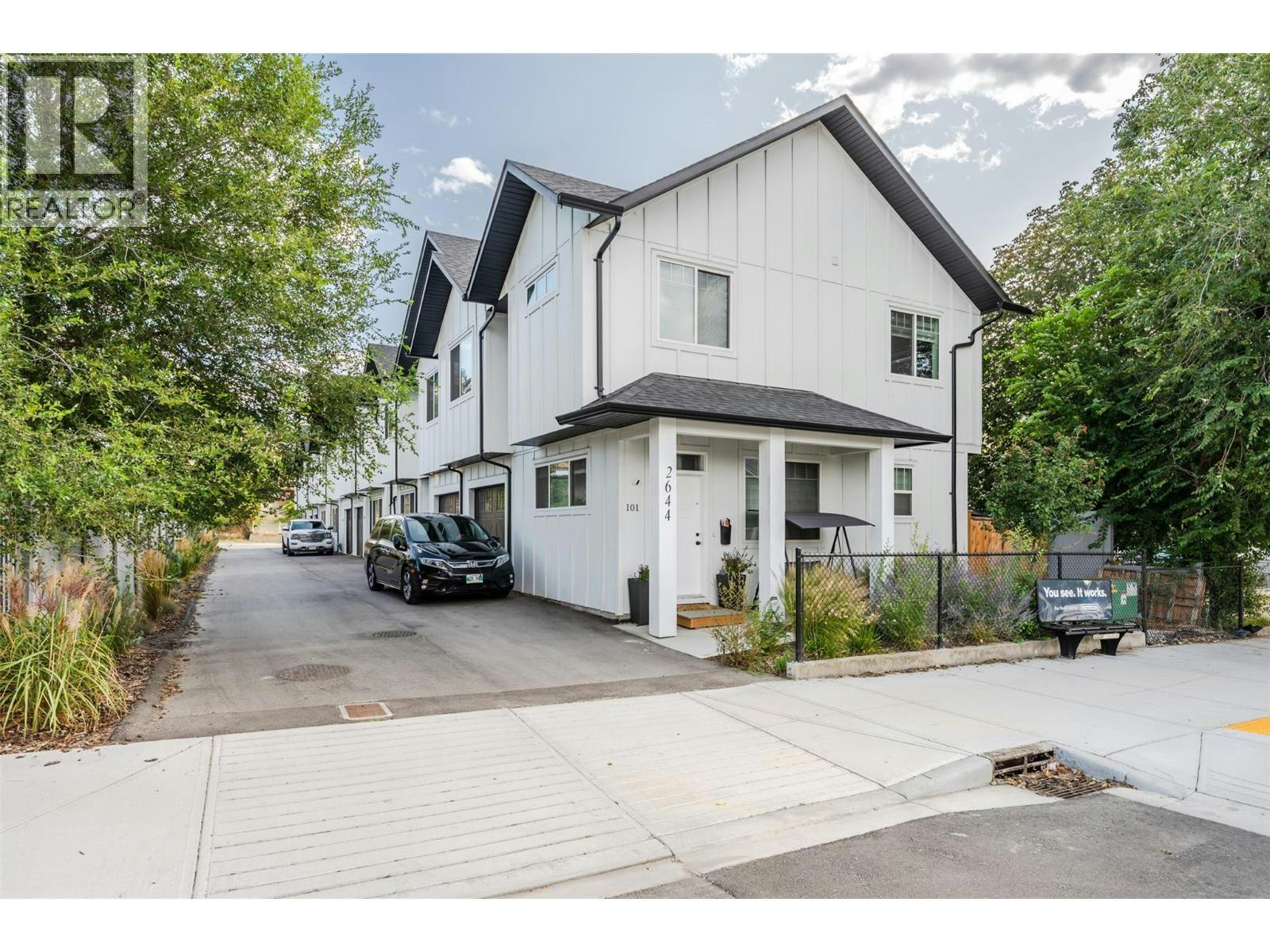 102-2644 South Main Street, Penticton, BC, V2A 5J3