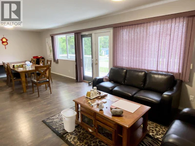 4839 Mills Avenue - 2