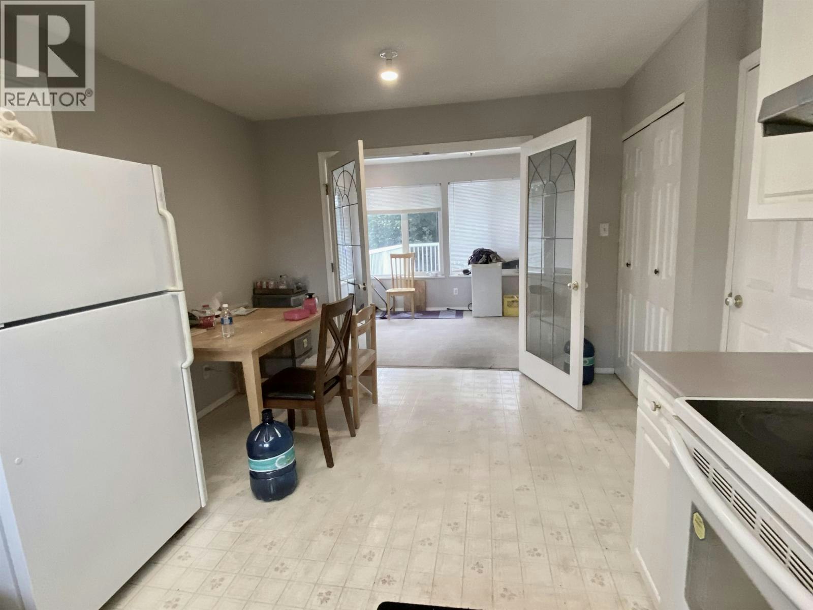 4839 Mills Avenue - 5