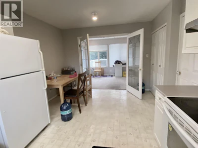 4839 Mills Avenue - 5