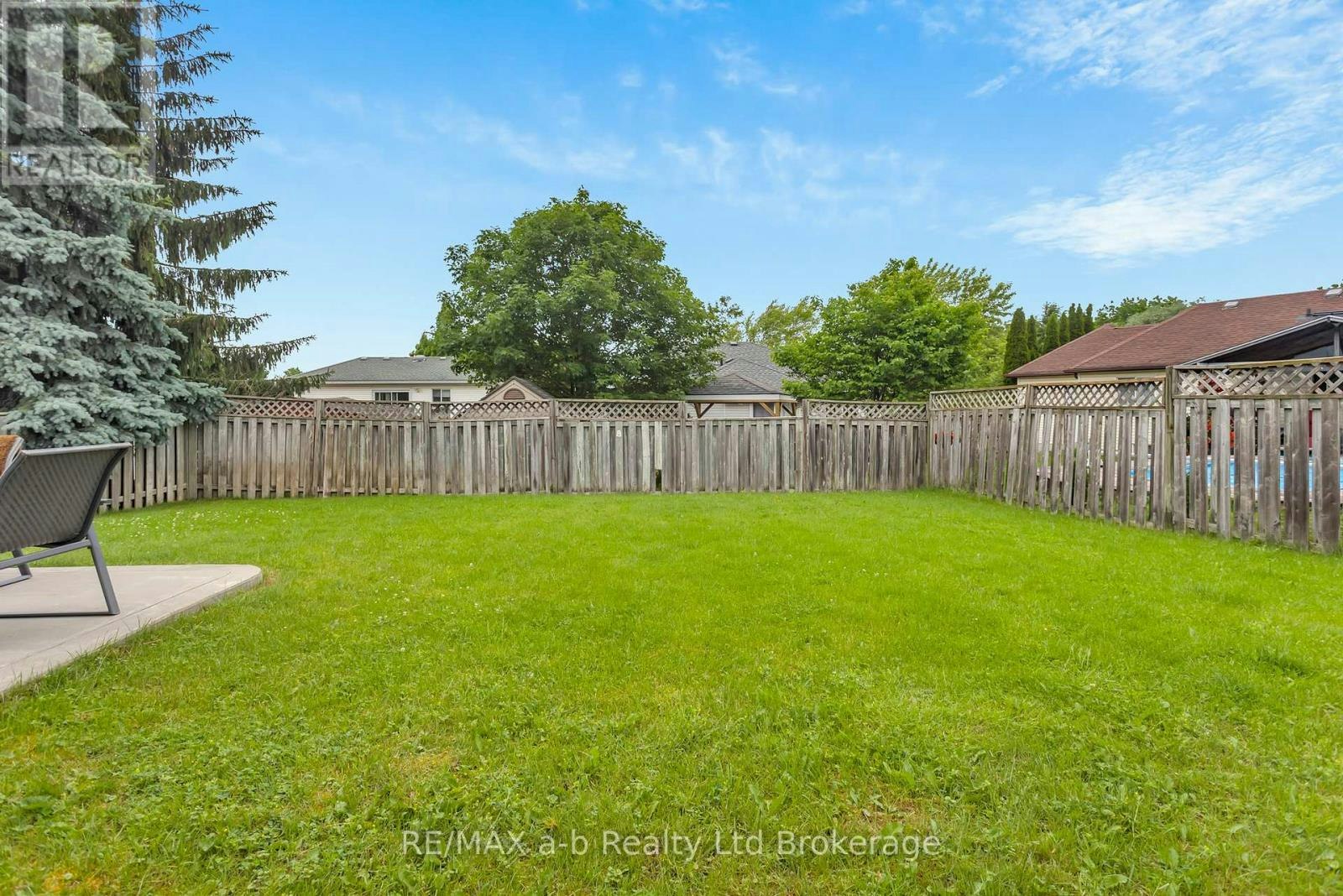 54 Pebble Beach Court, Woodstock, ON, N4S 8X2 - 20