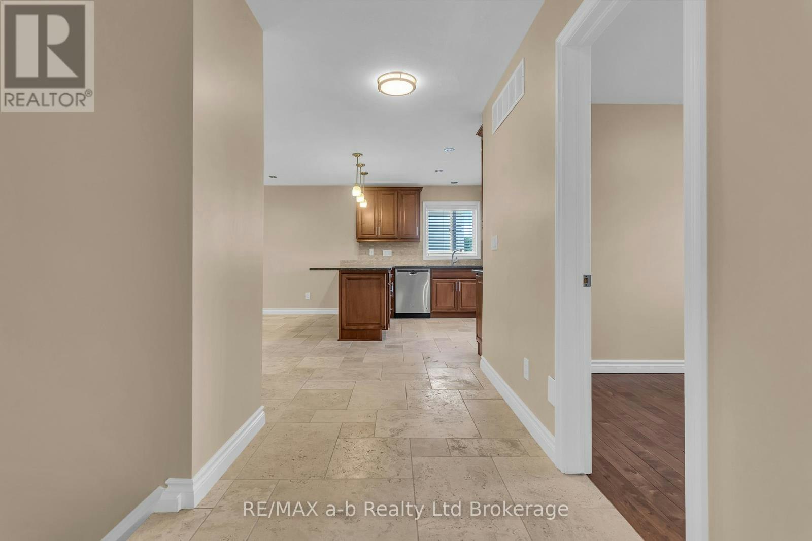 54 Pebble Beach Court, Woodstock, ON, N4S 8X2 - 8