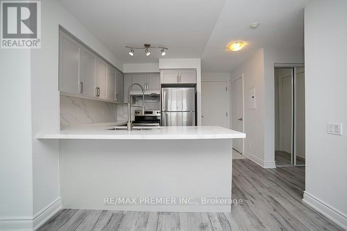 707-525 Wilson Avenue, Toronto, ON, M3H 0A7 - 9