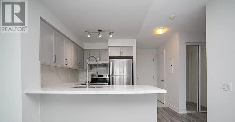 707-525 Wilson Avenue, Toronto, ON, M3H 0A7 - 9