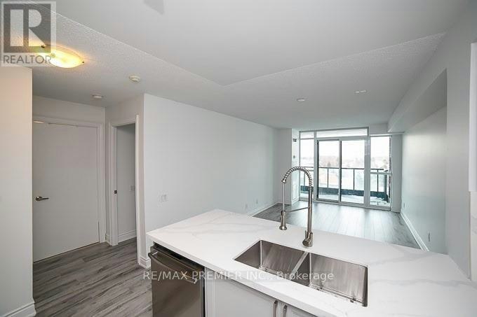 707-525 Wilson Avenue, Toronto, ON, M3H 0A7 - 8