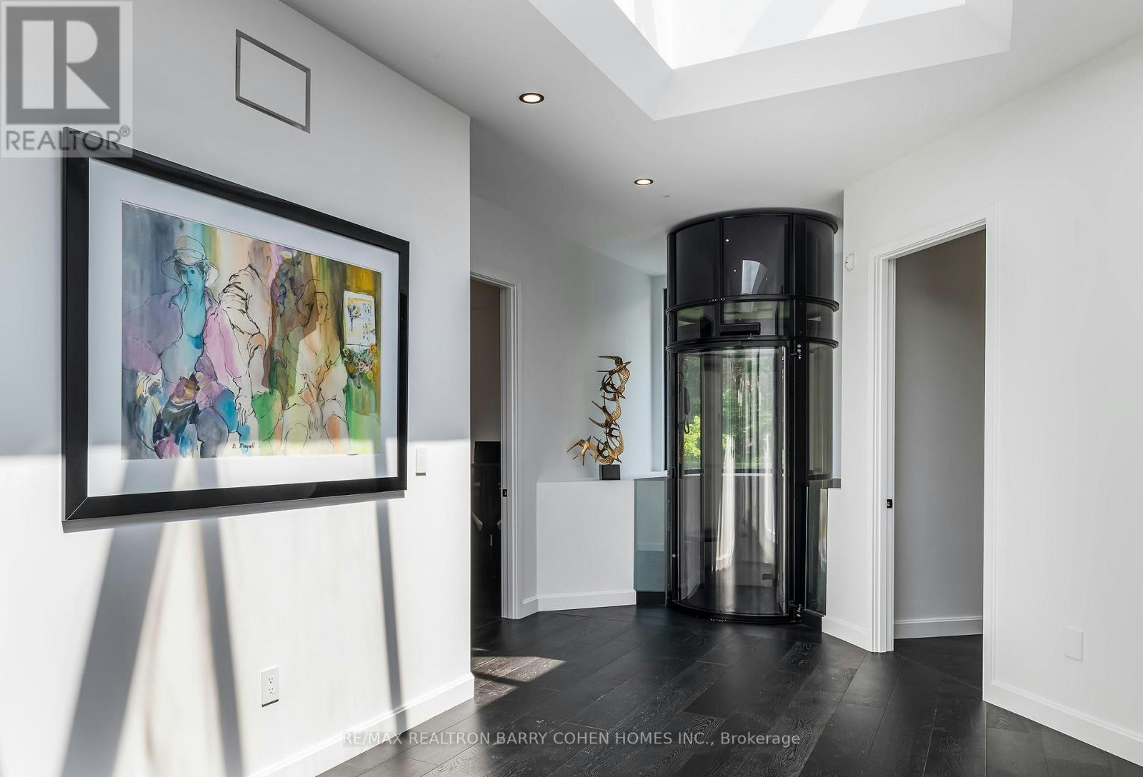 45 Park Lane Circle, Toronto, ON, M3C 2N3 - 21