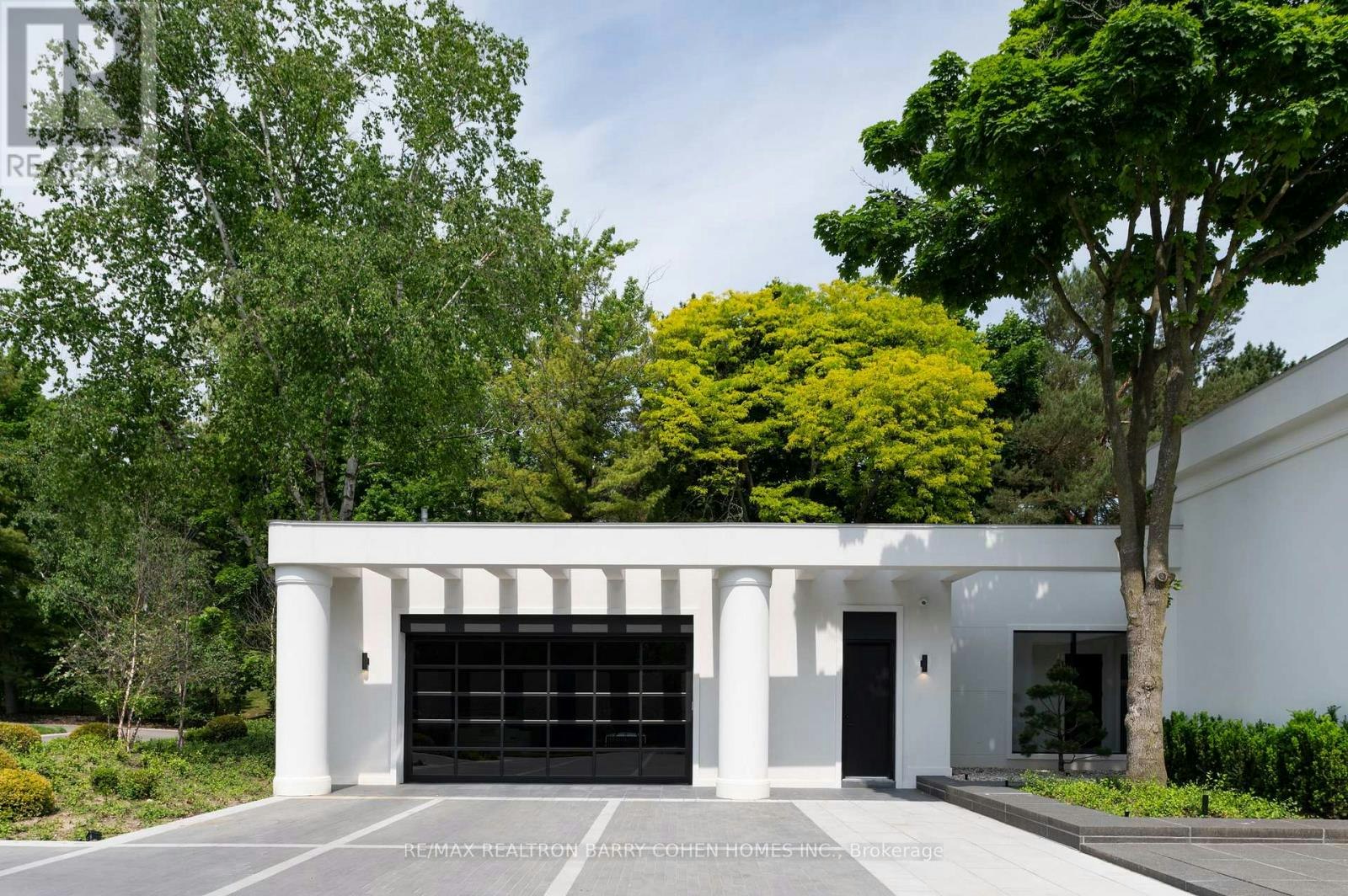 45 Park Lane Circle, Toronto, ON, M3C 2N3 - 3
