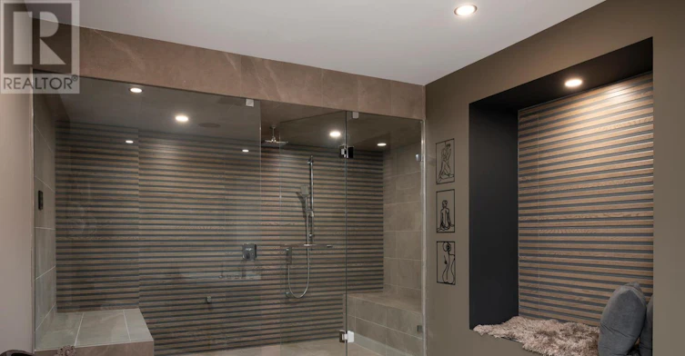 45 Park Lane Circle, Toronto, ON, M3C 2N3 - 33