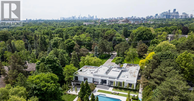 45 Park Lane Circle, Toronto, ON, M3C 2N3 - 38