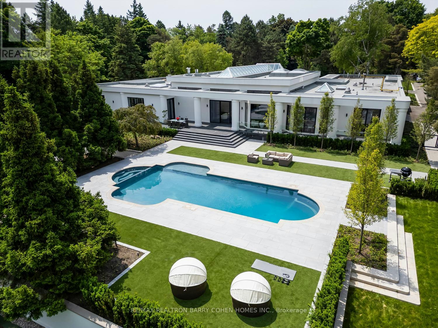 45 Park Lane Circle, Toronto, ON, M3C 2N3 - 40