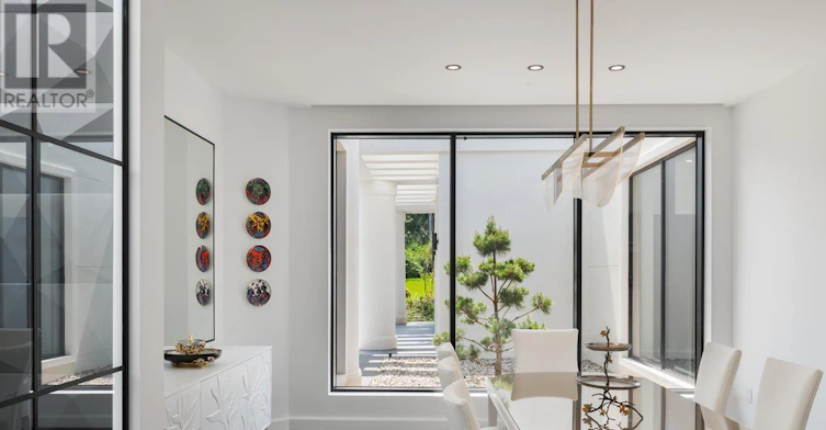 45 Park Lane Circle, Toronto, ON, M3C 2N3 - 12