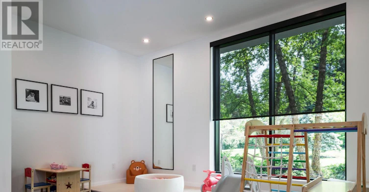 45 Park Lane Circle, Toronto, ON, M3C 2N3 - 24