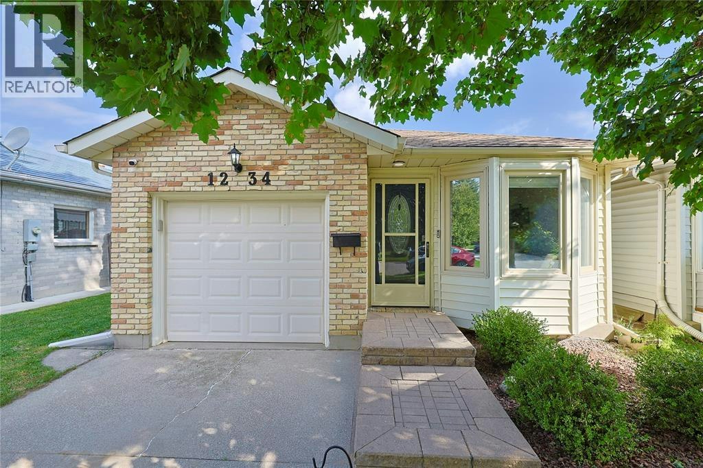 1234 Thistledown Avenue, Sarnia, ON, N7S 5A9