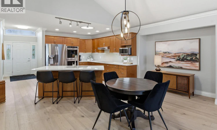 8-2100 Boucherie Road