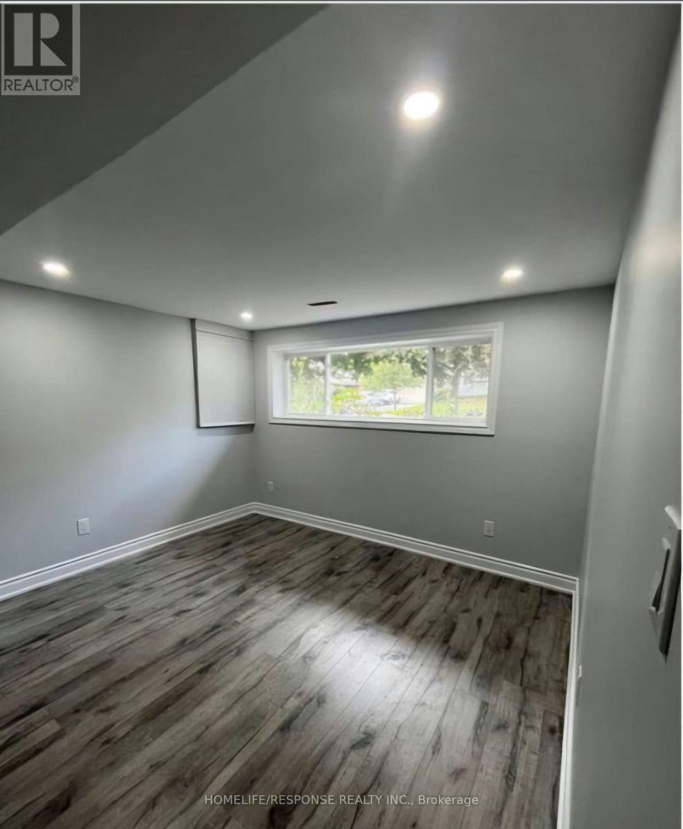 750 Willow (Basement Avenue, Milton, ON, L9T 3E6 - 3