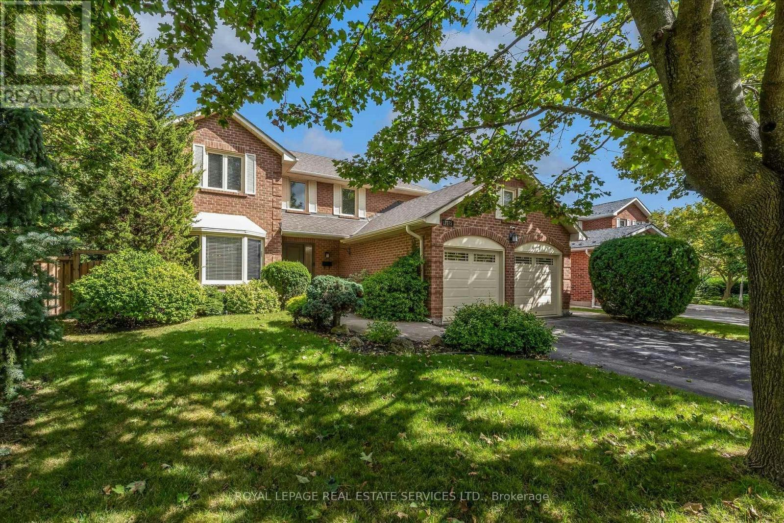 1075 Mayfair Road, Oakville, ON, L6M 1G5