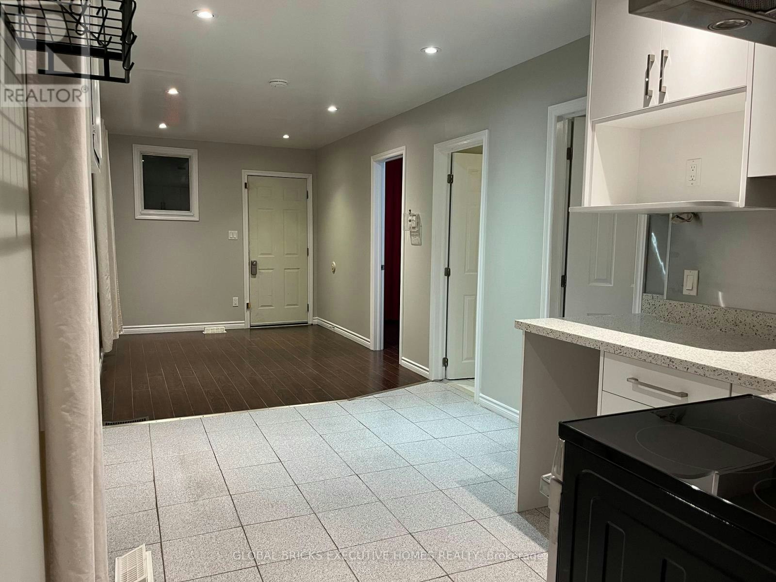 367 Kipling Avenue, Toronto, ON, M8V 3K8 - 2