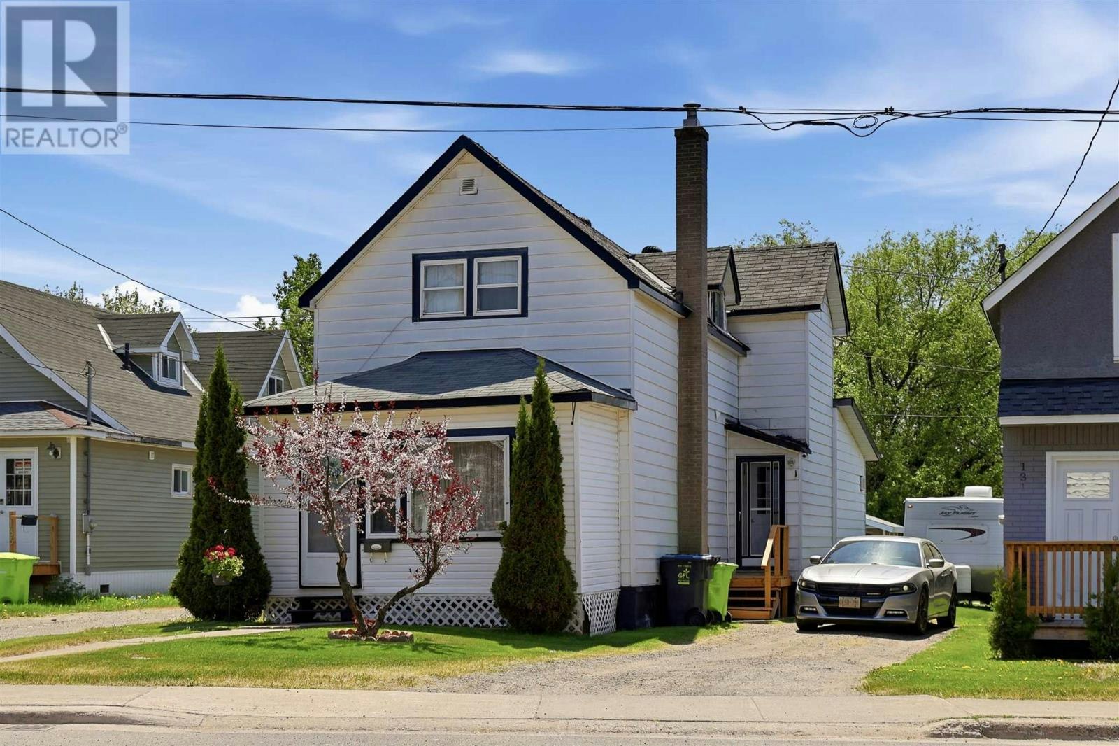 133 Grosvenor Avenue, Sault Ste. Marie, ON, P6B 2M2