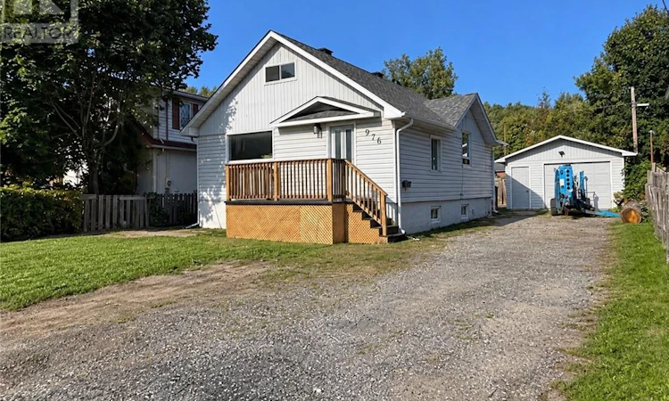 976 Bancroft Drive
