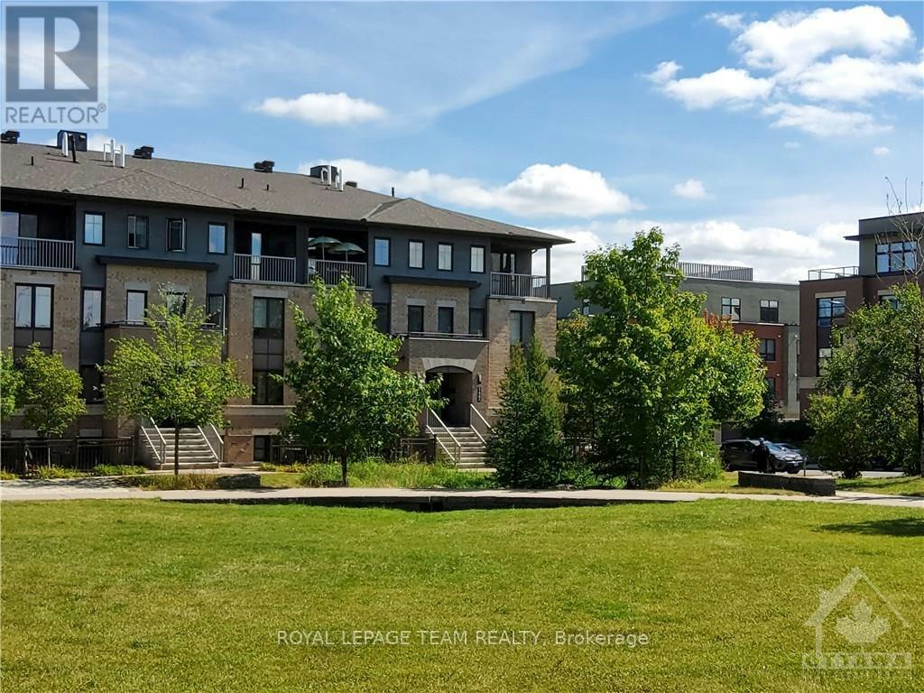 B-148 Lindenshade Drive, Ottawa, ON, K2J 5R5 - 2