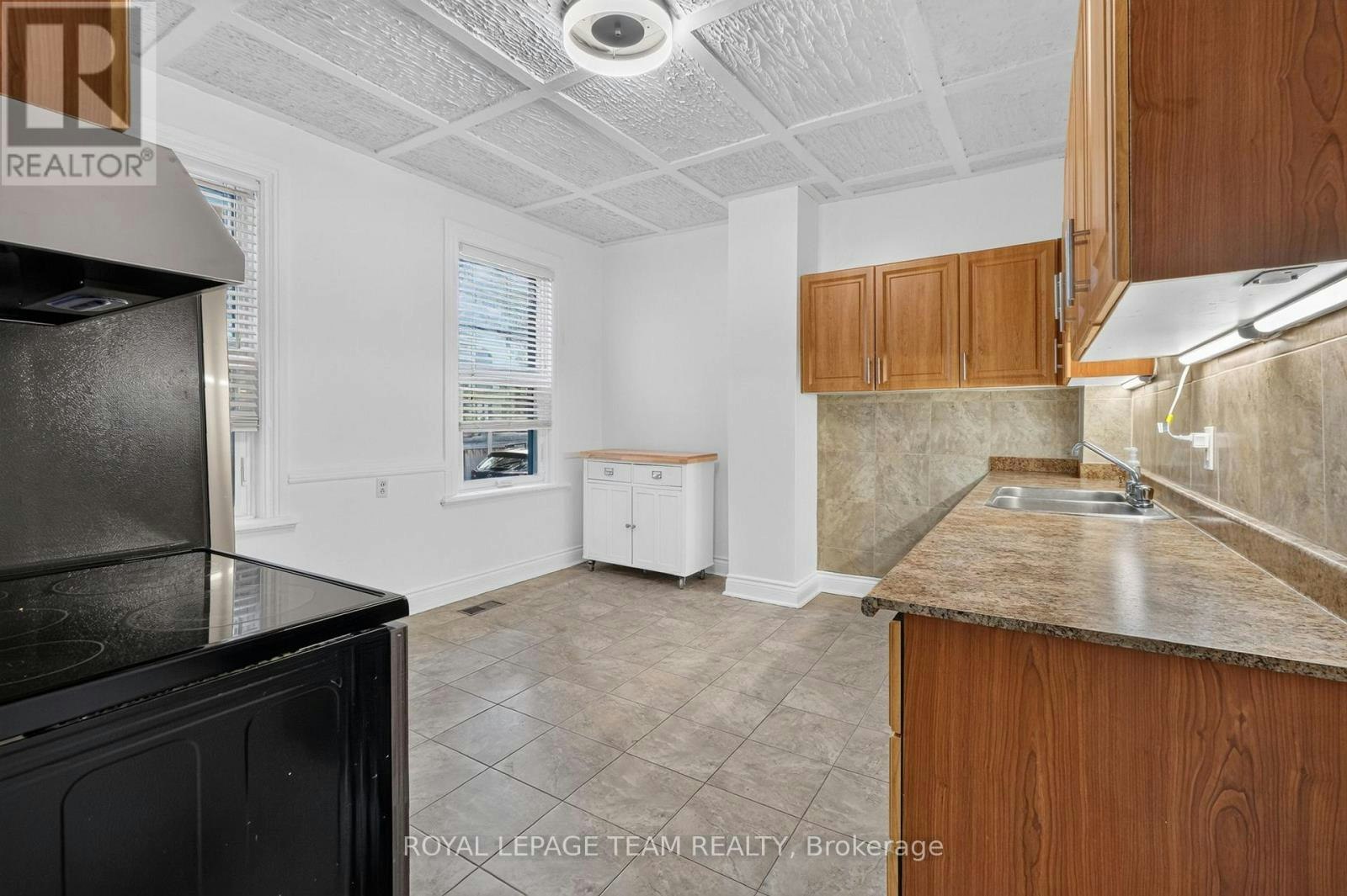 109 Florence Street, Ottawa, ON, K1R 5N1 - 17