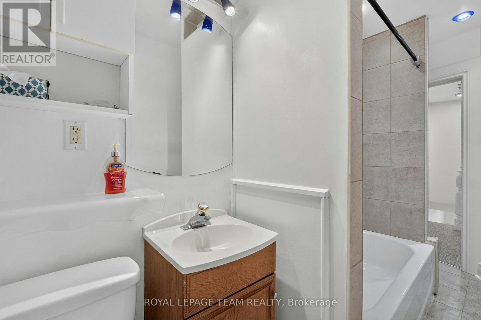 109 Florence Street, Ottawa, ON, K1R 5N1 - 36