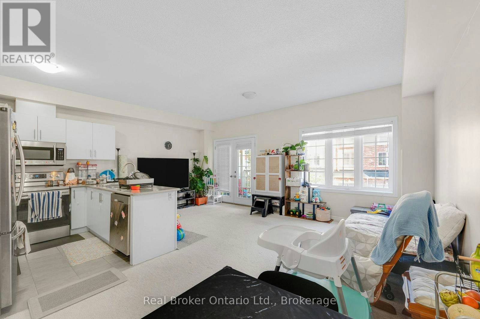 80-88 Decorso Drive, Guelph, ON, N1L 0A9 - 9