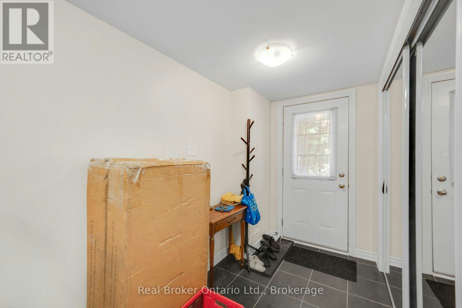 80-88 Decorso Drive, Guelph, ON, N1L 0A9 - 8