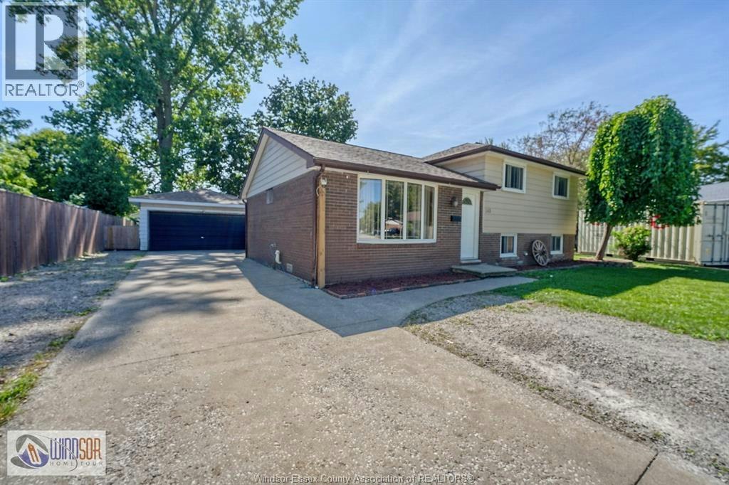 243 Hawthorn, Amherstburg, ON, N9V 1R9