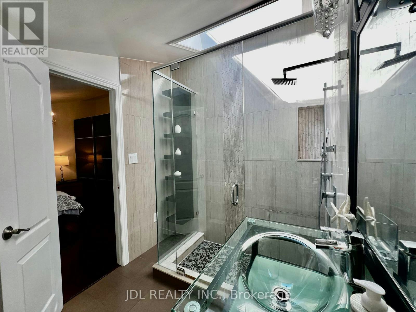 21 Rialto Drive, Toronto, ON, M3A 2N7 - 25