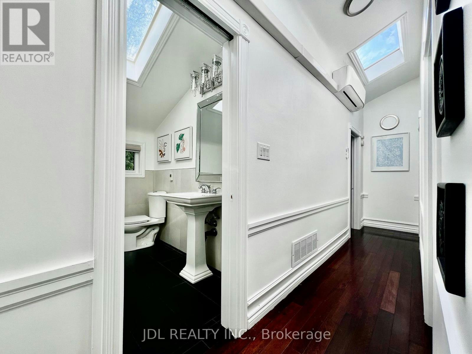 21 Rialto Drive, Toronto, ON, M3A 2N7 - 19