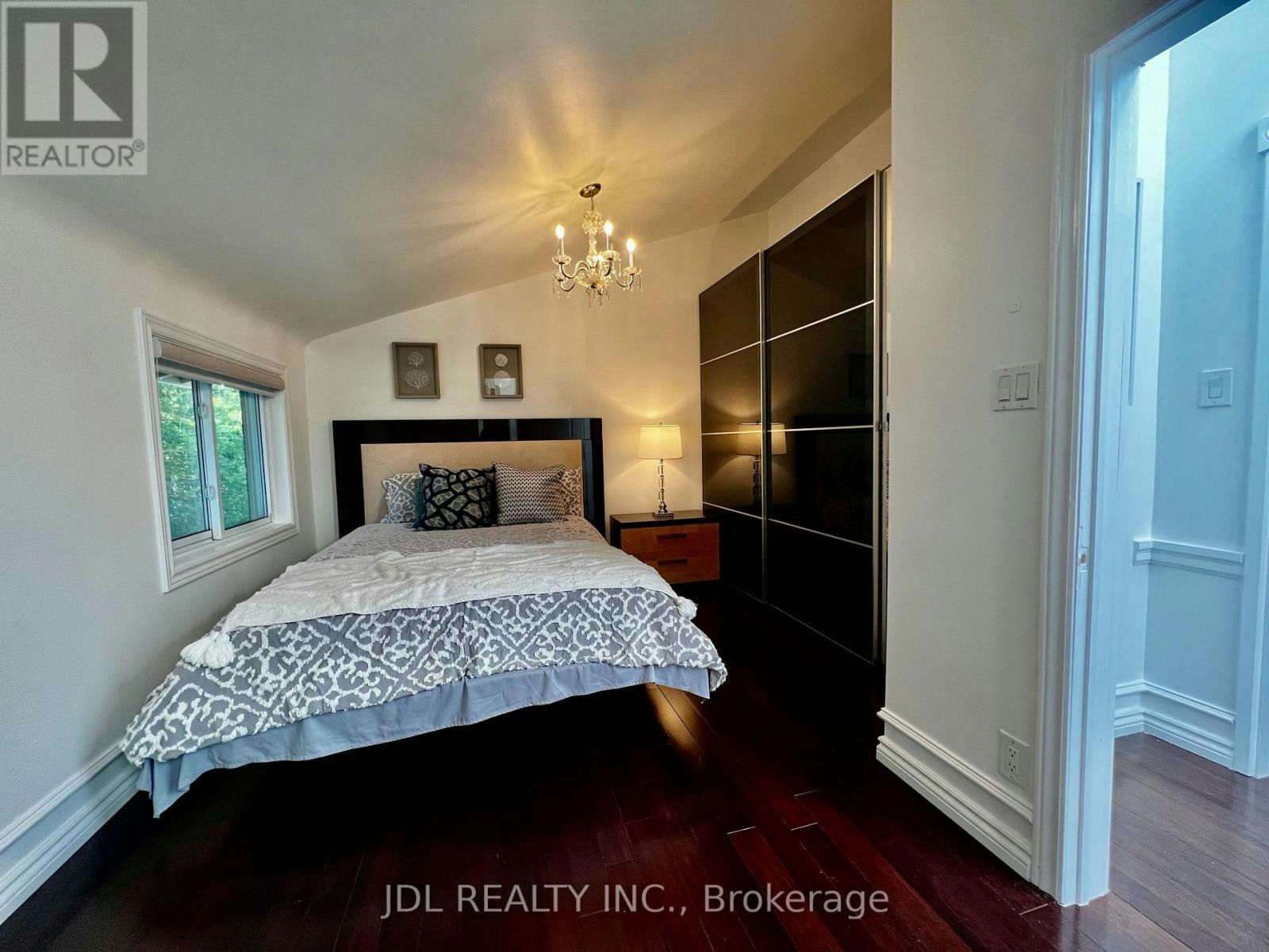 21 Rialto Drive, Toronto, ON, M3A 2N7 - 26