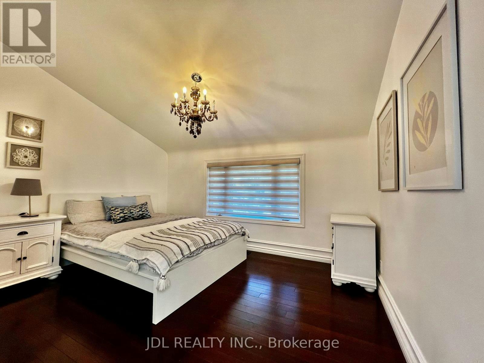 21 Rialto Drive, Toronto, ON, M3A 2N7 - 27