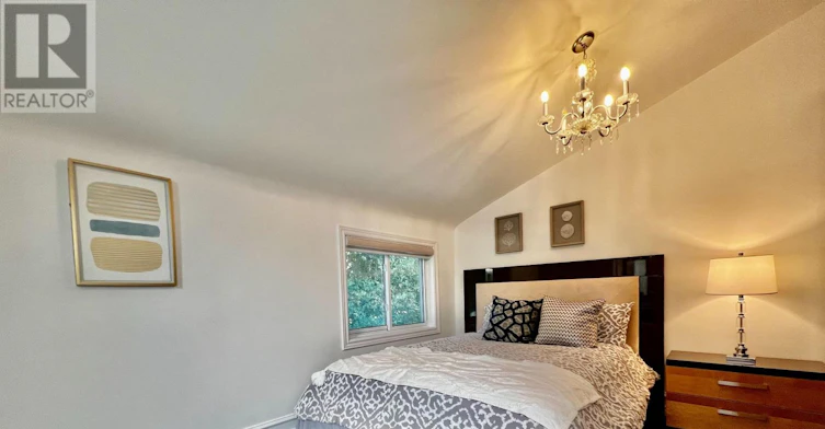 21 Rialto Drive, Toronto, ON, M3A 2N7 - 23