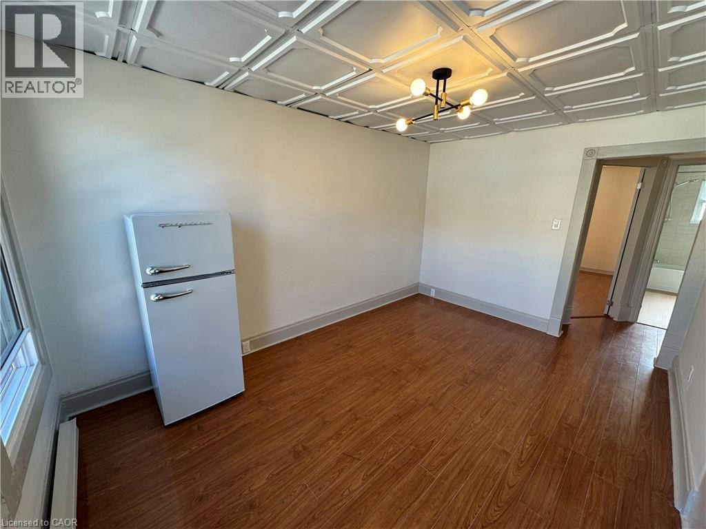 97 Queen Street S, Kitchener, ON, N2G 1W1 - 4