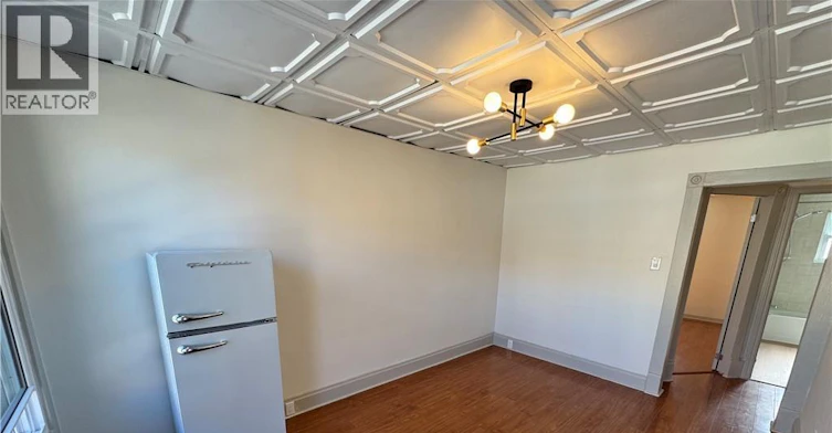 97 Queen Street S, Kitchener, ON, N2G 1W1 - 4