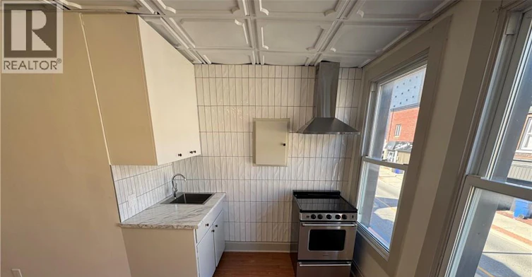 97 Queen Street S, Kitchener, ON, N2G 1W1 - 5