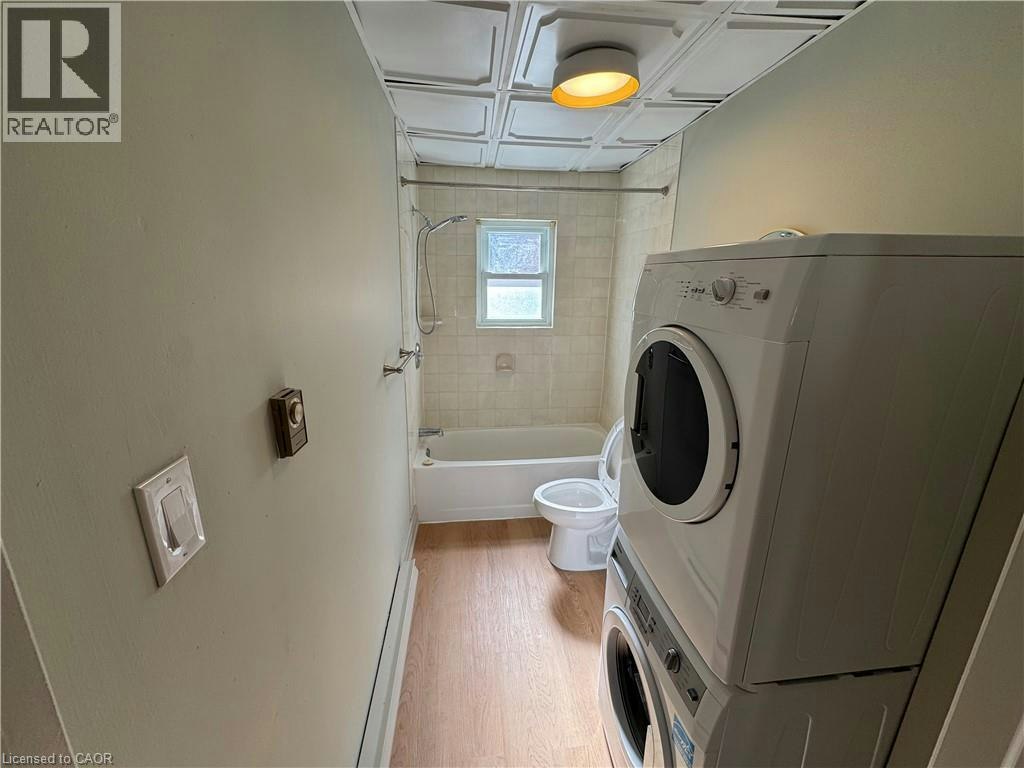 97 Queen Street S, Kitchener, ON, N2G 1W1 - 9